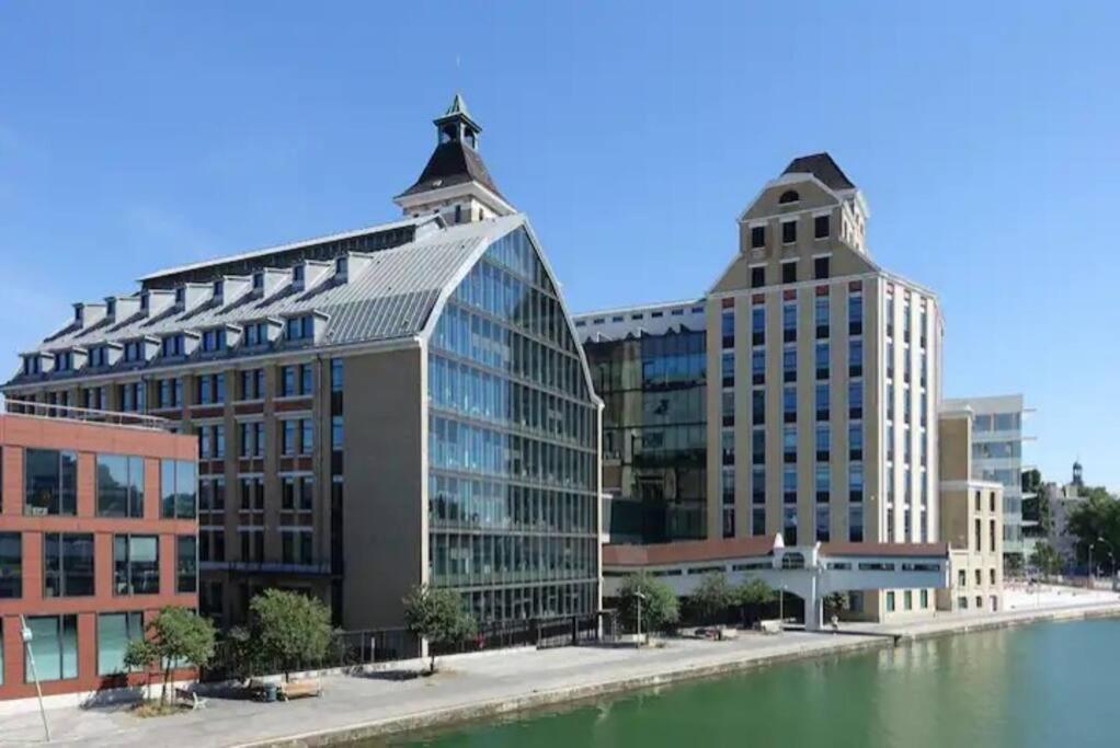 Studio De Charme Pantin Exterior photo